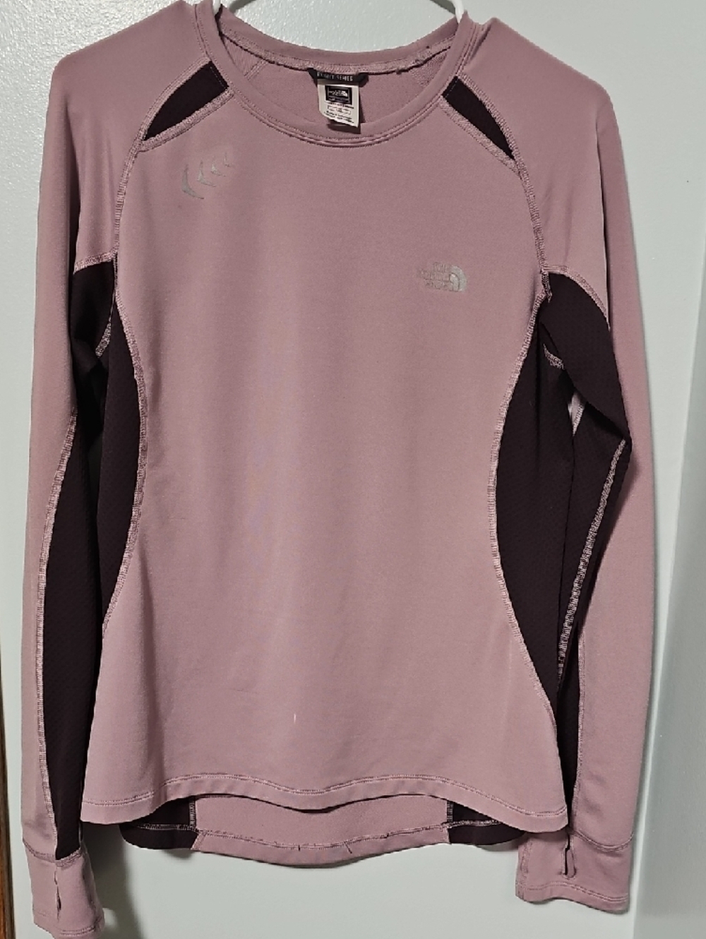 The North Face Dusty Pink and Plum Flight Series Performance Long Sleeve - Picture 4 of 11